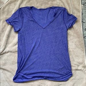 V neck tee